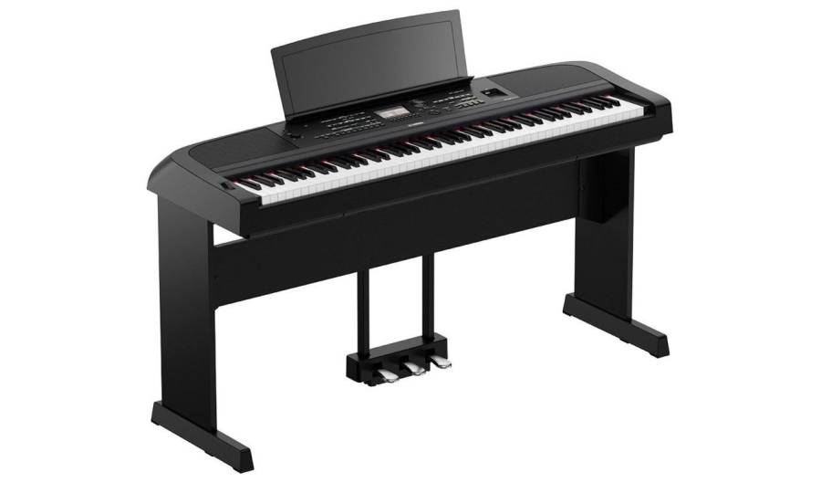 Yamaha DGX-670 Black